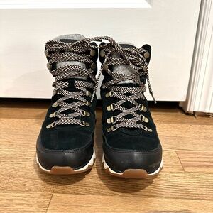 Sorel Black Ankle Boots with Brown Accents